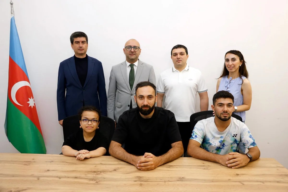Parabadmintonçularla görüş keçirilib