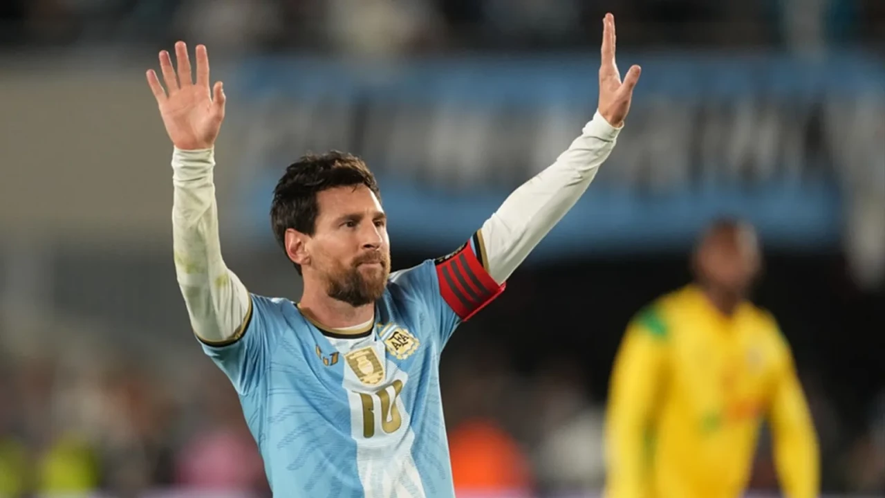 Messi millidəki karyerasını başa vurdu