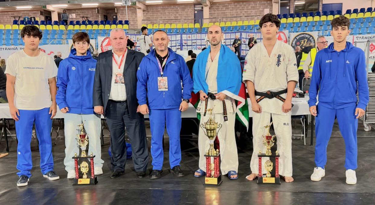Azərbaycan karateçiləri Avropa çempionatında üç medal qazanıblar  