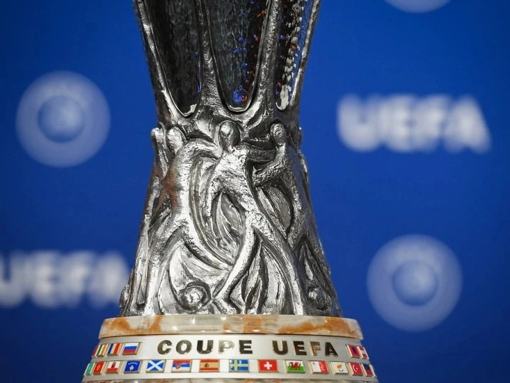UEFA Avropa Liqasında əsas mərhələnin ilk oyunları keçirilib
